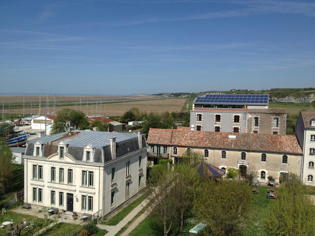 Hotel Le Domaine Du Meunier Mortagne-sur-Gironde Zewnętrze zdjęcie