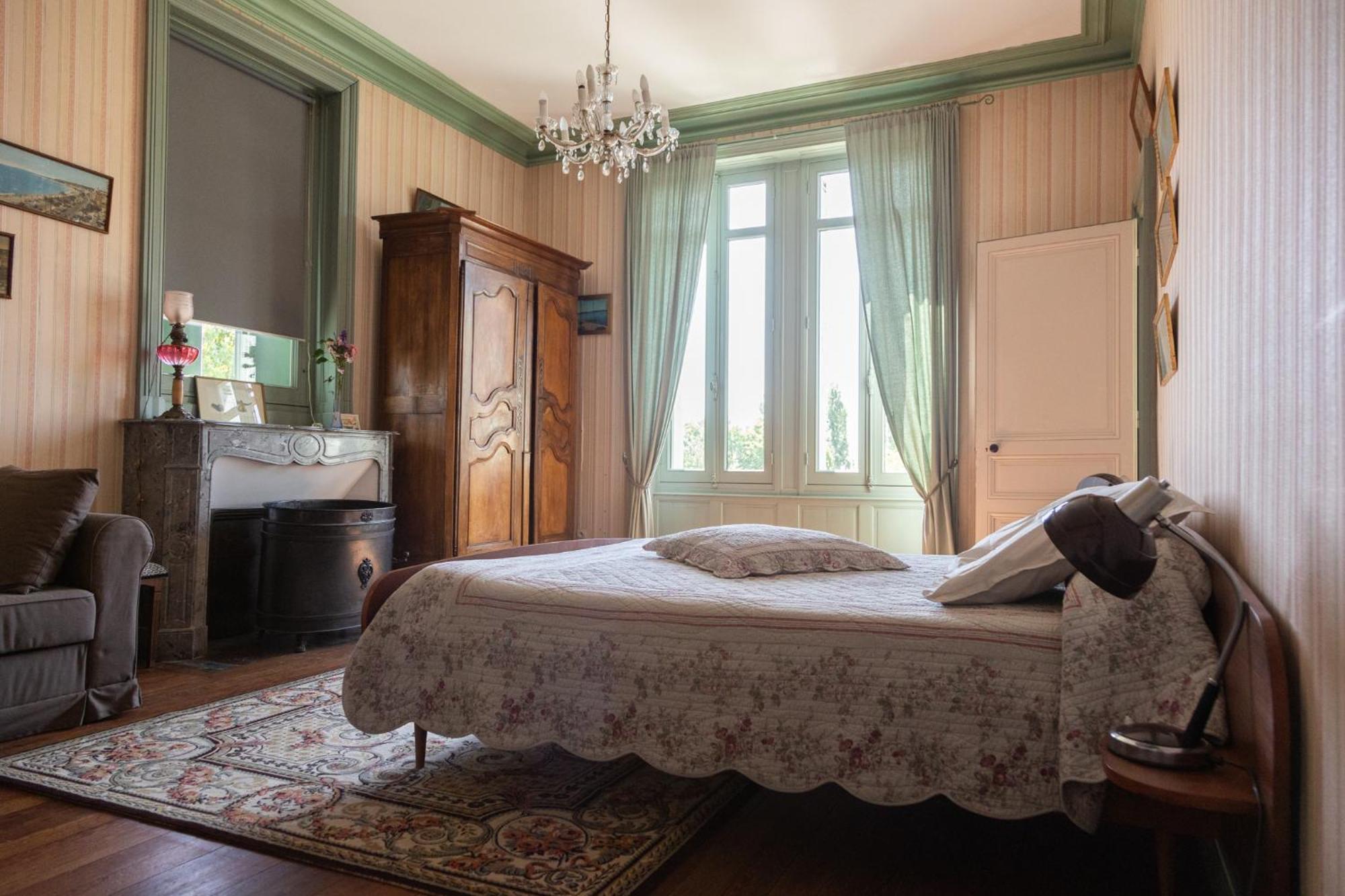 Hotel Le Domaine Du Meunier Mortagne-sur-Gironde Zewnętrze zdjęcie