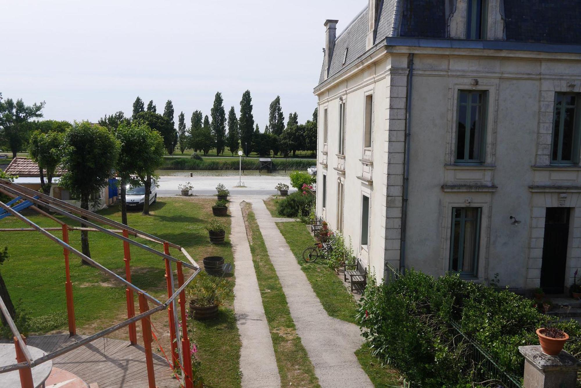 Hotel Le Domaine Du Meunier Mortagne-sur-Gironde Pokój zdjęcie